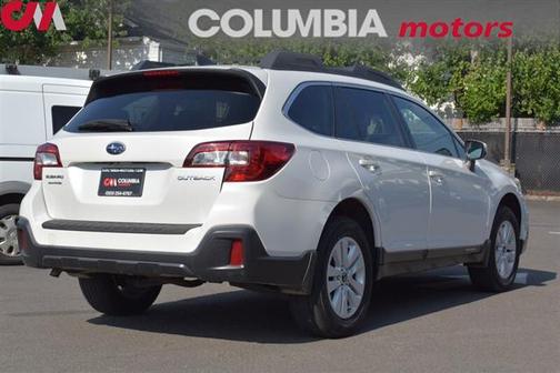 2018 Subaru Outback 2.5i Premium