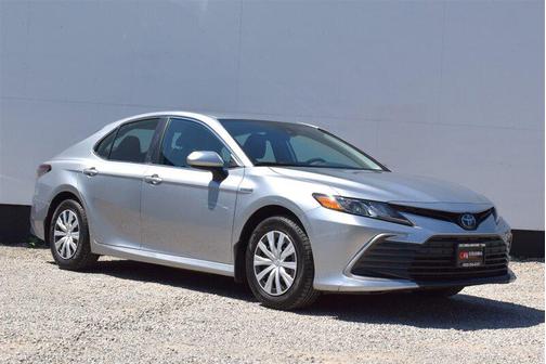 Celestial Silver Metallic 2021 Toyota Camry LE