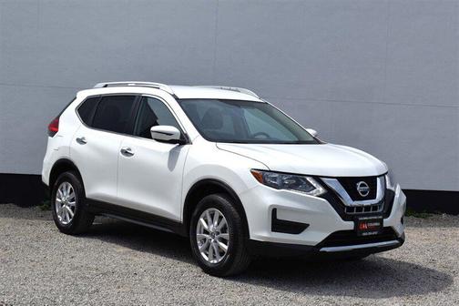 Glacier White 2017 Nissan Rogue SV