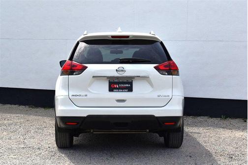 Glacier White 2017 Nissan Rogue SV