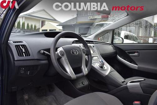 2014 Toyota Prius Three