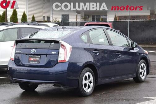 2014 Toyota Prius Three