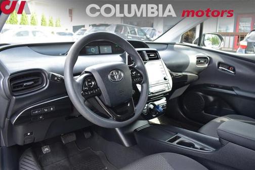 2022 Toyota Prius LE