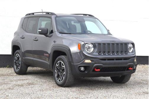 2016 Jeep Renegade Trailhawk