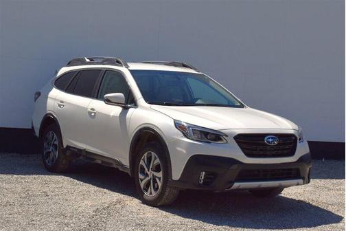 Crystal White Pearl 2020 Subaru Outback Limited