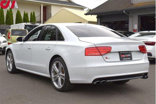 2013 Audi S8 4.0T