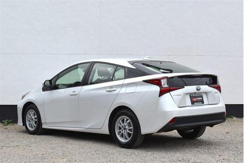 Wind Chill Pearl 2022 Toyota Prius LE
