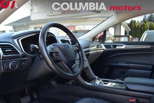 2017 Ford Fusion Hybrid SE