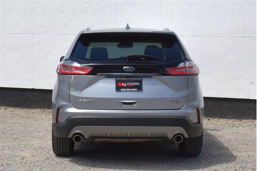 Iconic Silver 2020 Ford Edge SEL