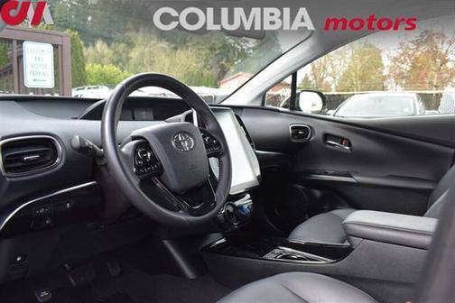 2020 Toyota Prius XLE