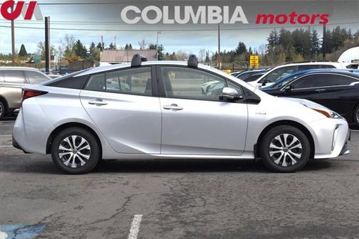 2020 Toyota Prius XLE