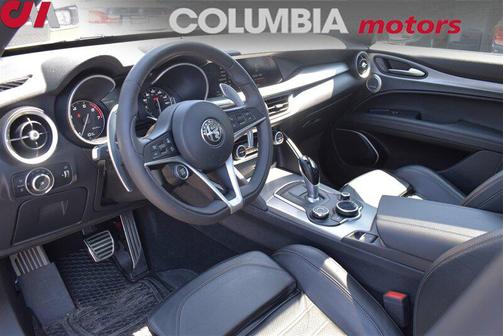 2018 Alfa Romeo Stelvio Ti Sport