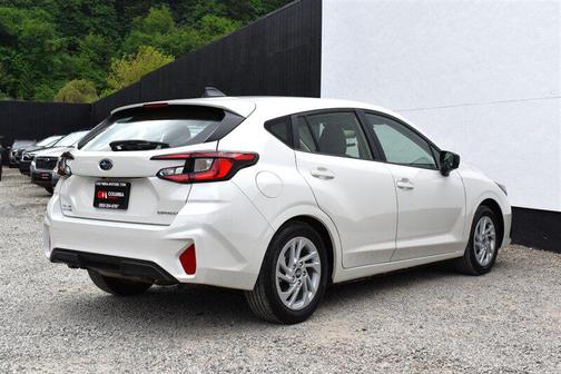 Crystal White Pearl 2025 Subaru Impreza Base