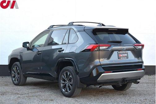 2023 Toyota RAV4 Hybrid SE