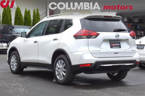2018 Nissan Rogue SV