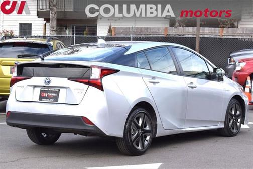 2022 Toyota Prius XLE