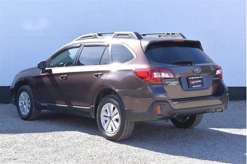 Cinnamon Brown Pearl 2019 Subaru Outback 2.5i