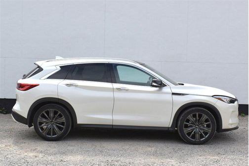 Majestic White 2020 INFINITI QX50 ESSENTIAL AWD