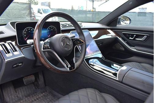 Obsidian Black Metallic 2024 Mercedes-Benz S-Class 4MATIC