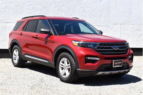 Rapid Red Metallic Tinted Clearcoat 2020 Ford Explorer XLT