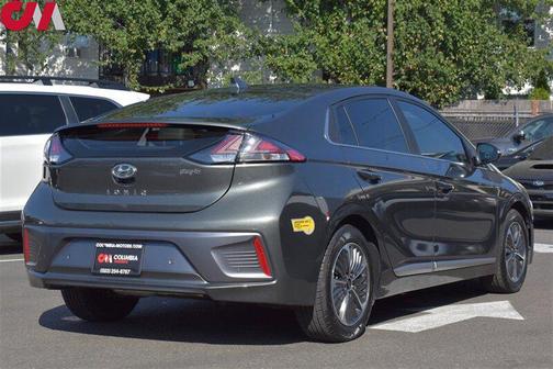 2022 Hyundai IONIQ Plug-In Hybrid Limited