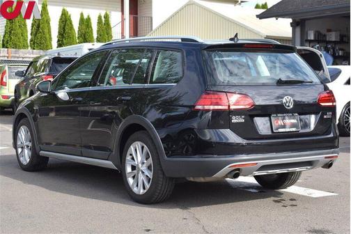 2018 Volkswagen Golf Alltrack TSI S