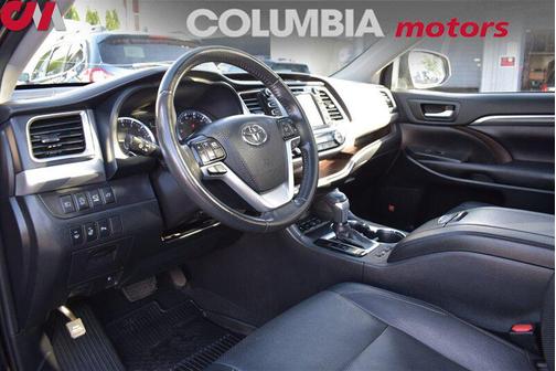 2019 Toyota Highlander Limited Platinum