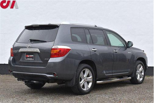 Magnetic Gray Metallic 2010 Toyota Highlander Limited