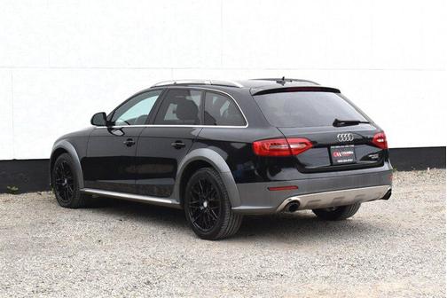 Mythos Black Metallic with Platinum Gray Matte Bumper 2016 Audi allroad 2.0T Premium Plus