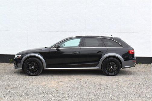 Mythos Black Metallic with Platinum Gray Matte Bumper 2016 Audi allroad 2.0T Premium Plus