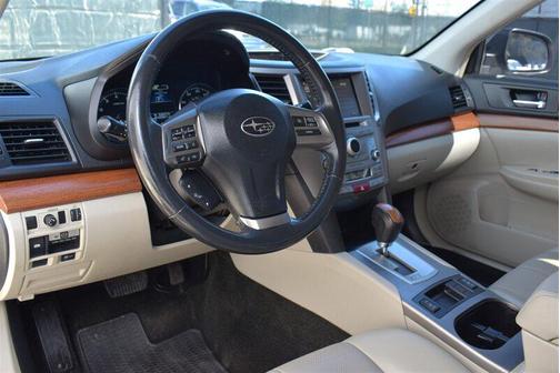 Tungsten Metallic 2014 Subaru Outback 2.5i Limited