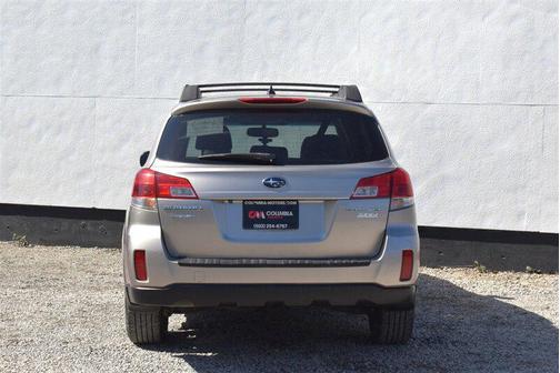 Tungsten Metallic 2014 Subaru Outback 2.5i Limited