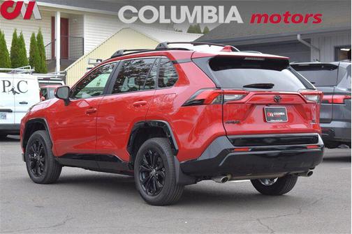 2025 Toyota RAV4 Hybrid SE