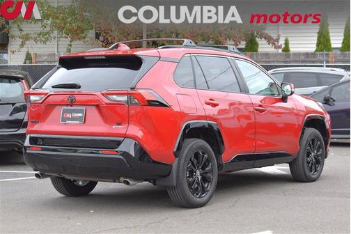 2025 Toyota RAV4 Hybrid SE