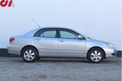 2005 Toyota Corolla LE