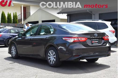 2018 Toyota Camry Hybrid SE