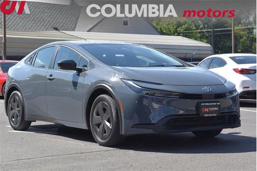 2024 Toyota Prius LE