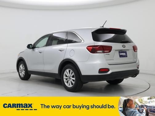 2019 Kia Sorento S