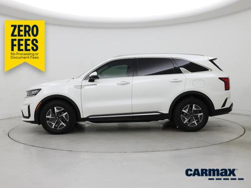 White 2021 Kia Sorento Hybrid EX