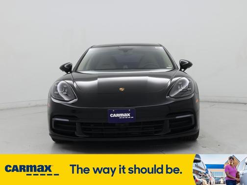 2017 Porsche Panamera