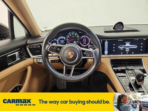 2017 Porsche Panamera
