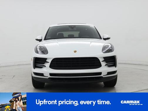 White 2019 Porsche Macan