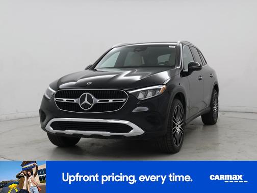 Black 2024 Mercedes-Benz GLC 300