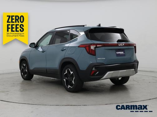 Blue 2024 Kia Seltos EX
