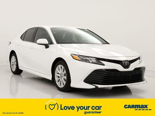 Photo 1 of 24 of 2020 Toyota Camry LE