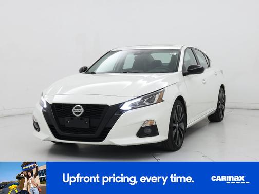 2022 Nissan Altima SR