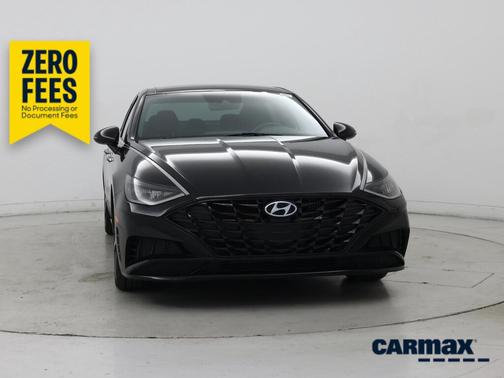Black 2022 Hyundai SONATA SEL Plus