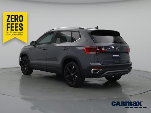 Gray 2023 Volkswagen Taos SE