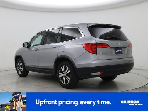 Silver 2017 Honda Pilot EX
