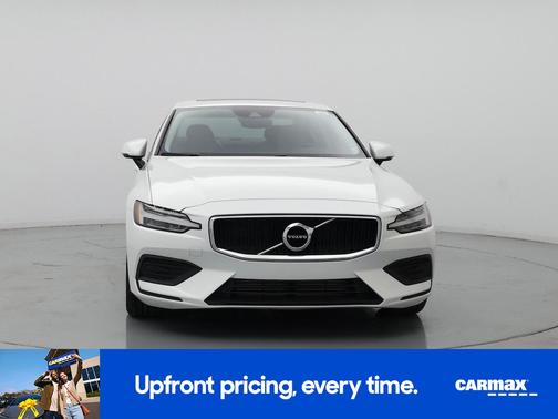 2020 Volvo S60 T5 Momentum